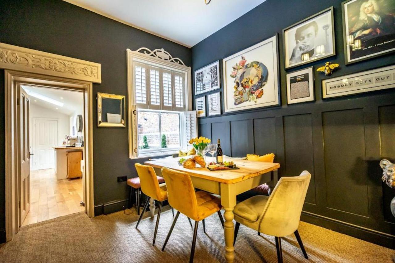 Holiday home 42 Is The Answer- Stunning Townhouse Appearing On Tv Show