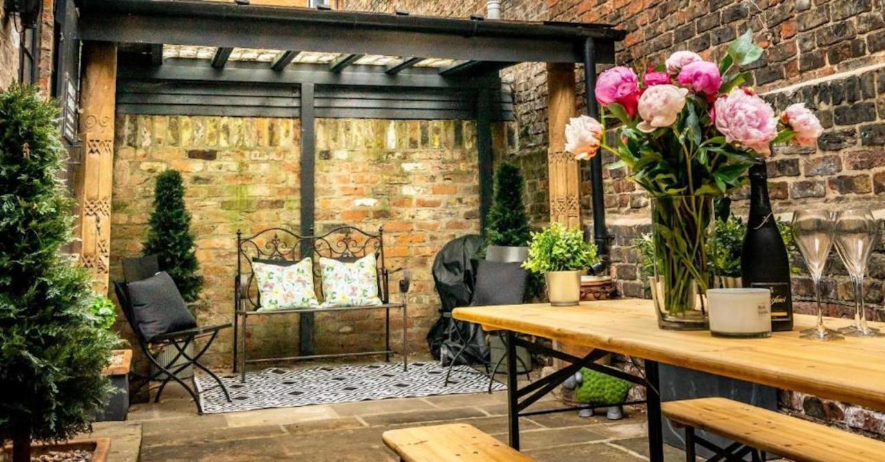 42 Is The Answer- Stunning Townhouse Appearing On Tv Show